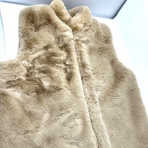 Women Faux Fur Vest ,Winter Fur Gilet ,Lady’s Jackets Coat,Top Quality Brand New